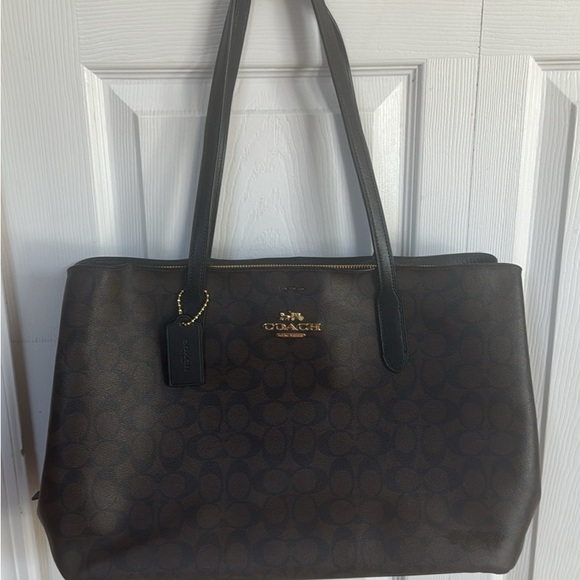 Coach Signature Brown Tote Bag and wristlet - Picture 1 of 9